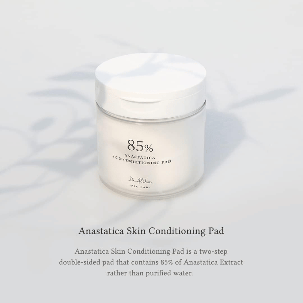 Dr. Althea 85% Anastatica Skin Conditioning Pad z 85% ekstraktem z Anastatica, który nawilża, wzmacnia barierę skórną i zapewnia bardziej miękką skórę.