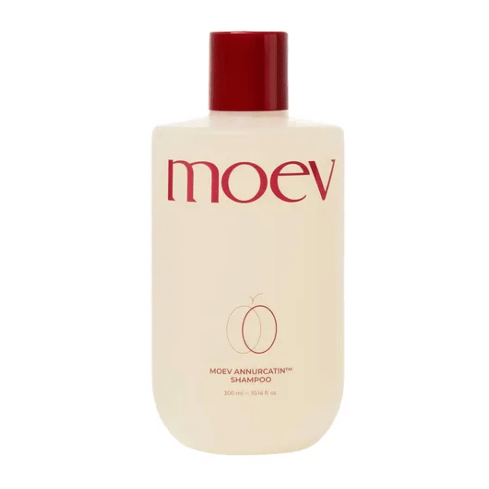 MOEV Annurcatin Shampoo 300 ml – odżywczy, wegański szampon wzbogacony o jabłko Annurca, biotynę i kofeinę, który wzmacnia włosy i wspiera zdrową skórę głowy.