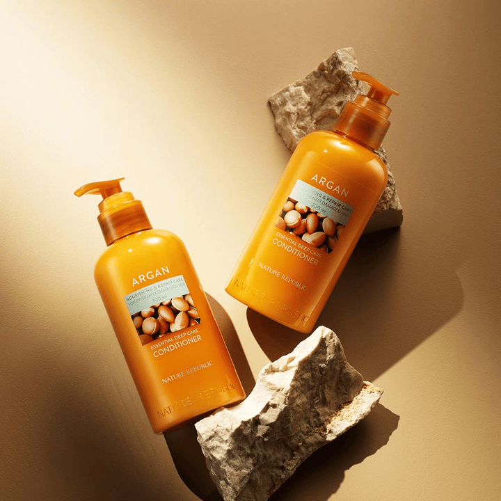 Nature Republic Argan Essential Moisture Repairing Conditioner – näringsrik balsam med arganolja för skadat hår.