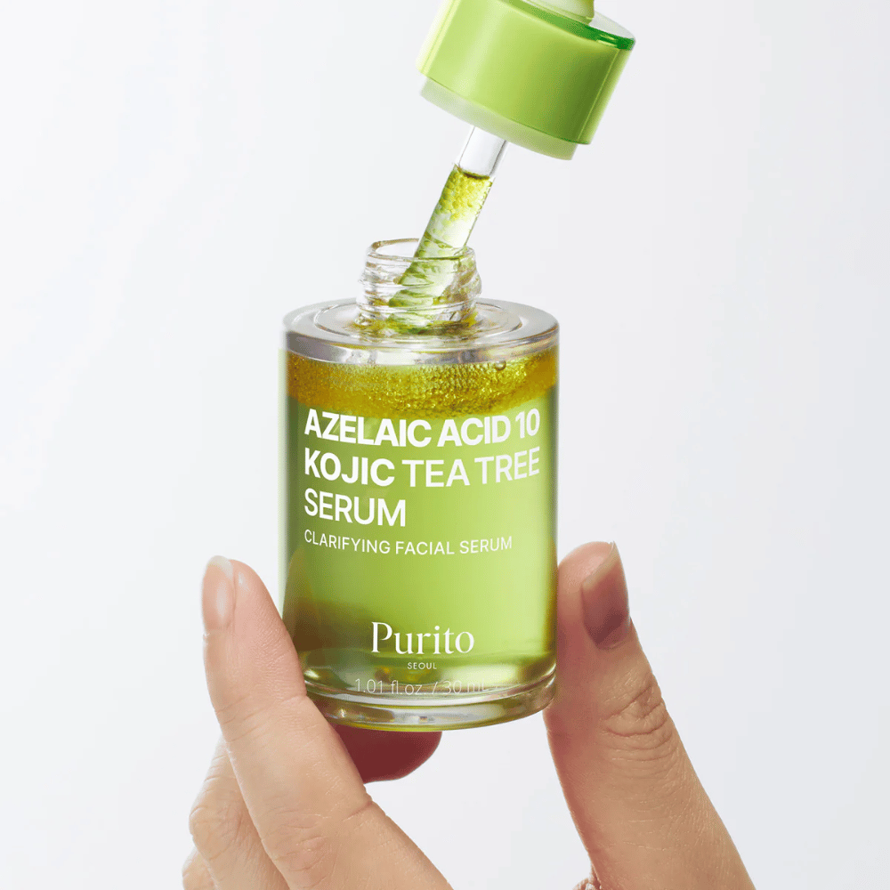 Purito Azelaic Acid 10 Kojic Tea Tree Serum – lekkie serum z pipetą. Zawiera kwas azelainowy, kwas kojowy i tea tree dla jaśniejszej skóry.