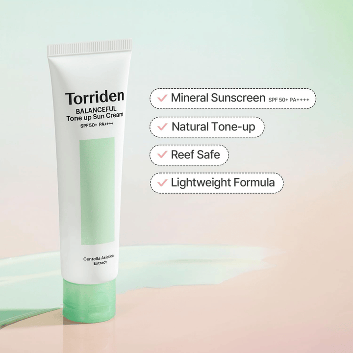 Torriden Balanceful Tone Up Sun Cream SPF50+ PA++++ przedstawiony z naciskiem na mineralną ochronę przeciwsłoneczną, naturalny efekt tone-up, formułę reef safe i lekką konsystencję.