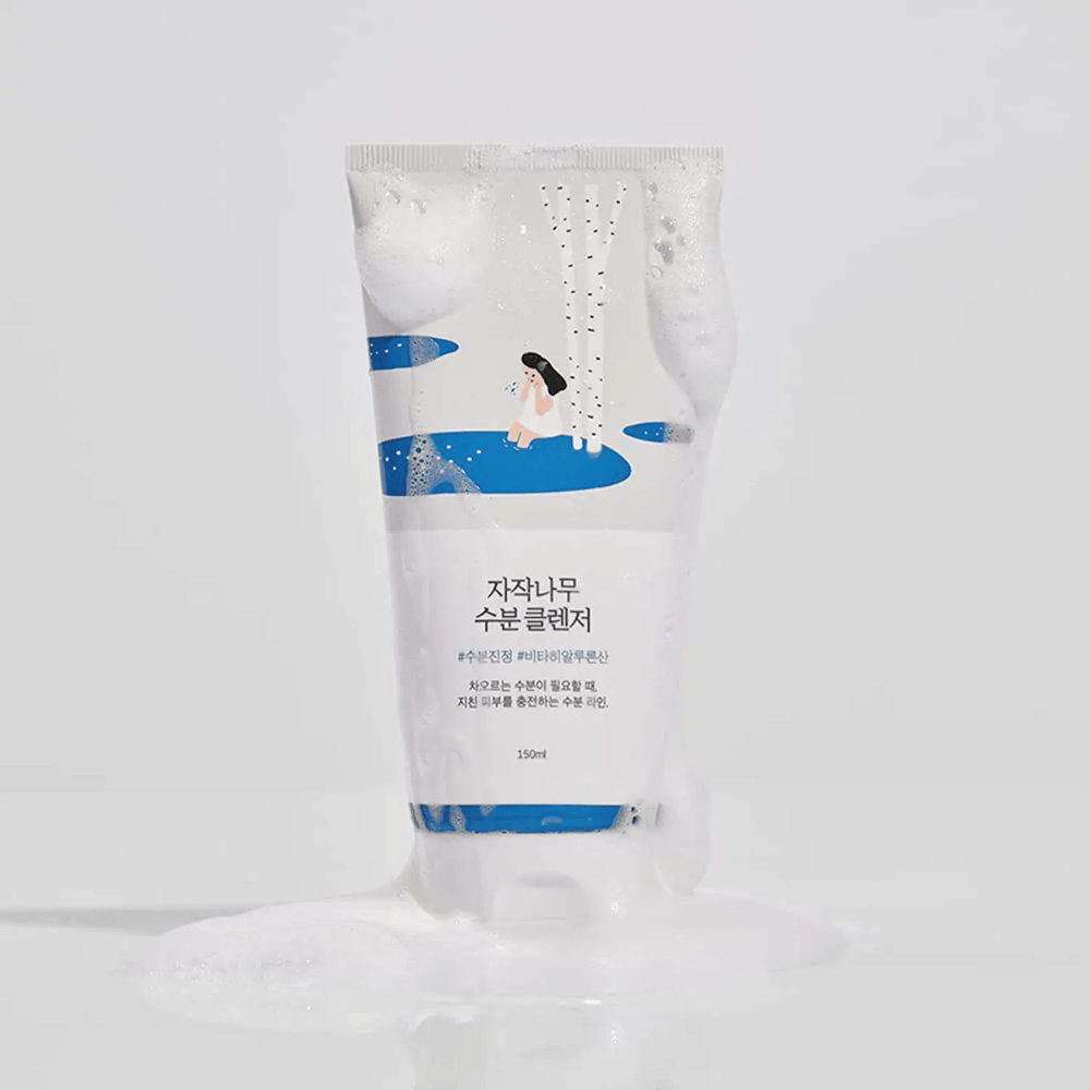 ROUND LAB Birch Juice Moisturizing Cleanser 150 ml w tubce z kremową pianą, łagodny środek do mycia twarzy z sokiem z brzozy, który delikatnie oczyszcza, nawilża skórę i nadaje się nawet dla wrażliwej skóry.