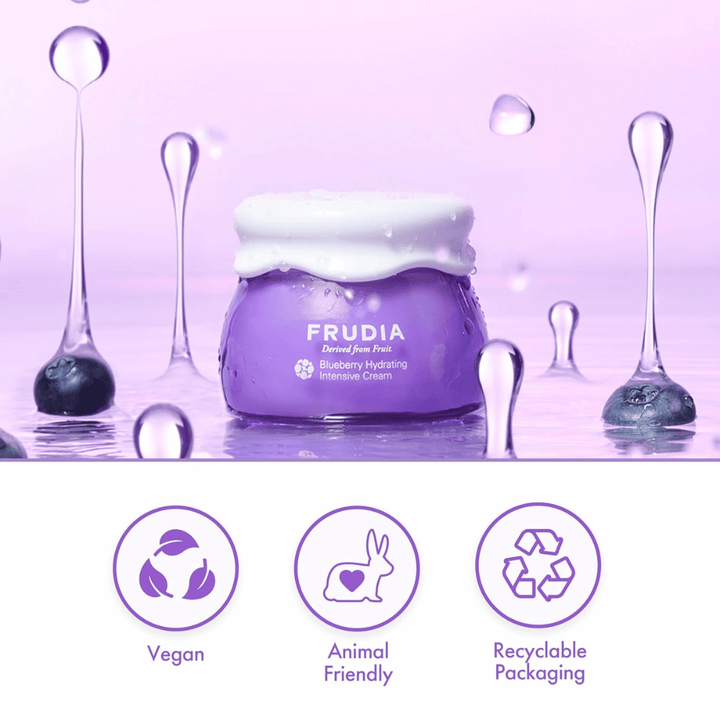 FRUDIA Blueberry Hydrating Intensive Cream w środowisku wodnym z wegańską formułą, cruelty-free właściwościami i nadającym się do recyklingu opakowaniem