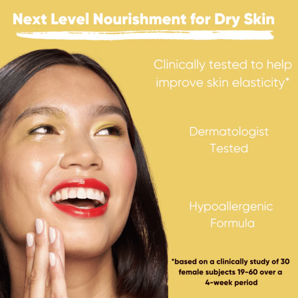 Modelka z promienną skórą pokazująca efekt Clean It Zero Ginseng-Glow Cleansing Balm, formuła testowana dermatologicznie i hipoalergiczna, która odżywia i poprawia elastyczność skóry przy suchej skórze.
