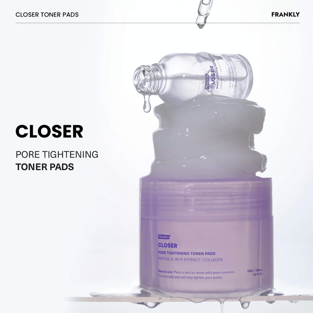 FRANKLY Closer Toner Pads z tonikiem, który kapie. Pokazuje produkt wypełniony nawilżającą esencją do zwężania porów i odświeżonej skóry.