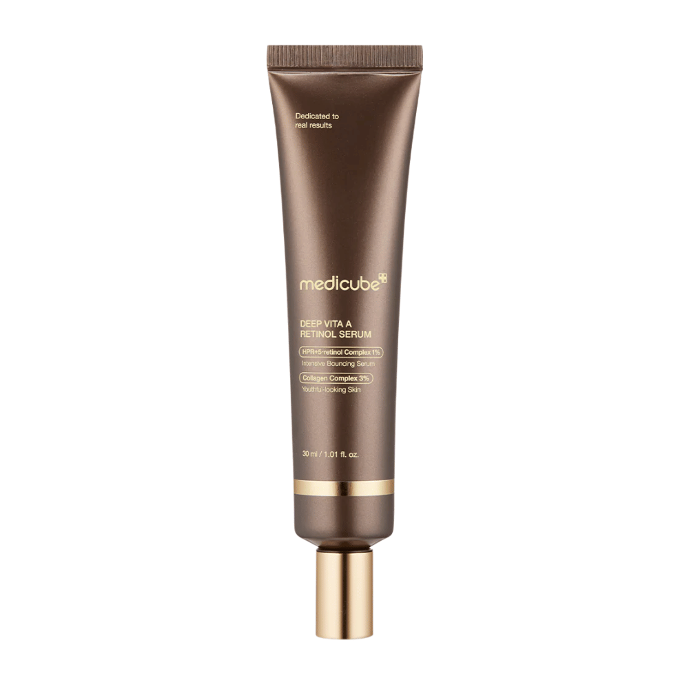 Medicube Deep Vita A Retinol Serum w brązowej tubie ze złotymi detalami, produkt przeciwstarzeniowy łączący retinol i kolagen dla jędrniejszej skóry.