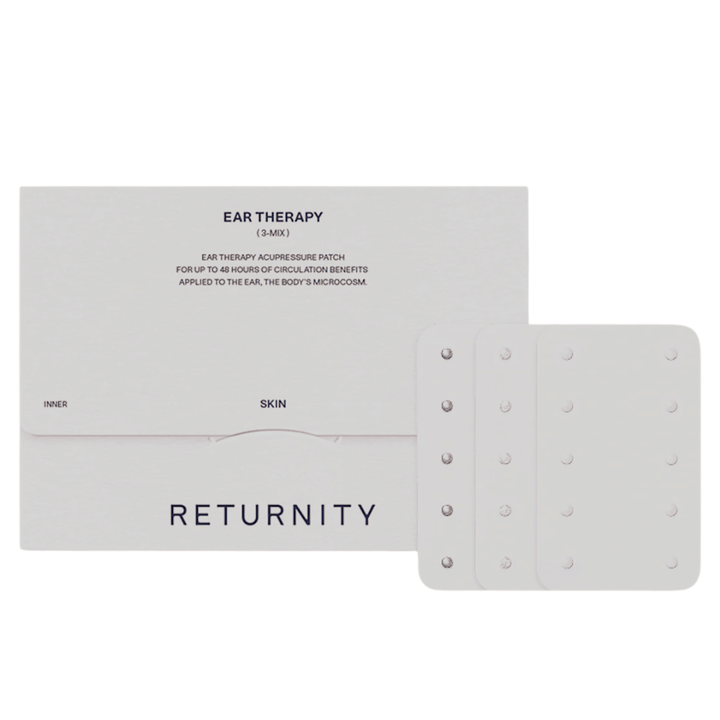 RETURNITY Ear Therapy Acupressure Patch 30pcs (3-Mix) z opakowaniem i trzema różnymi rodzajami plastrów akupresurowych. Zestaw zawiera kilka wariantów do dopasowanej akupresury ucha i codziennego użytku.