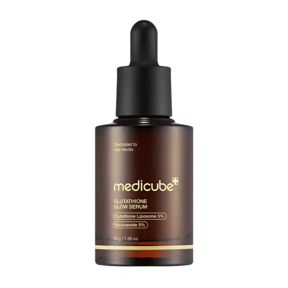 Medicube Glutathione Glow Serum – Serum rozświetlające z 5% liposomem glutationu i 5% niacynamidem. Wyrównuje koloryt skóry, zmniejsza ciemne plamy i nadaje skórze promienny blask.