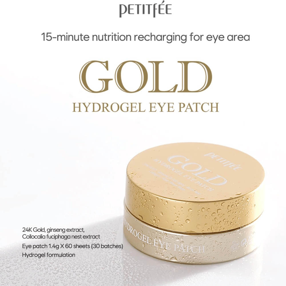 Stylowe zdjęcie produktu PETITFEE Gold Hydrogel Eye Patch ze złotym opakowaniem na jasnym tle. Tekst podkreśla składniki takie jak złoto 24K, żeń-szeń i formuła hydrożelowa zapewniająca nawilżenie i blask.