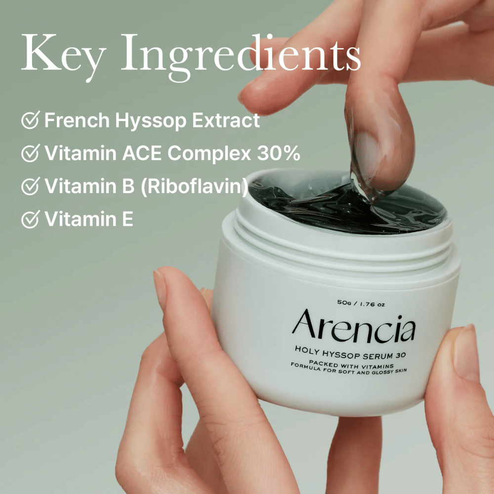 Zbliżenie na Arencia Holy Hyssop Serum 30 – nowa formuła z francuskim hyzopem, kompleksem witamin ACE oraz witaminami B i E dla promiennej skóry.
