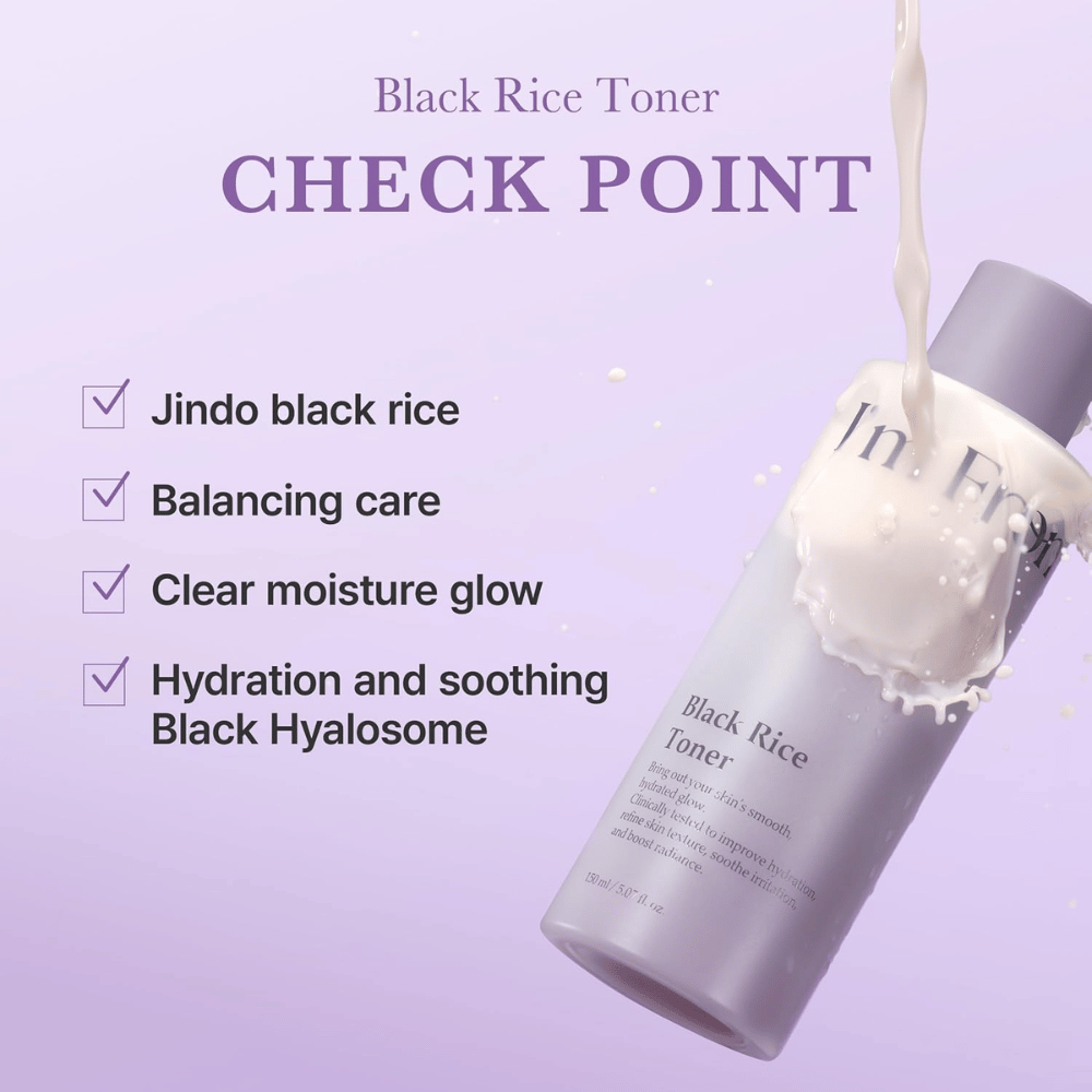 I'm From Black Rice Toner o właściwościach nawilżających i kojących. Fioletowa butelka z kremową teksturą produktu i informacją o składnikach.