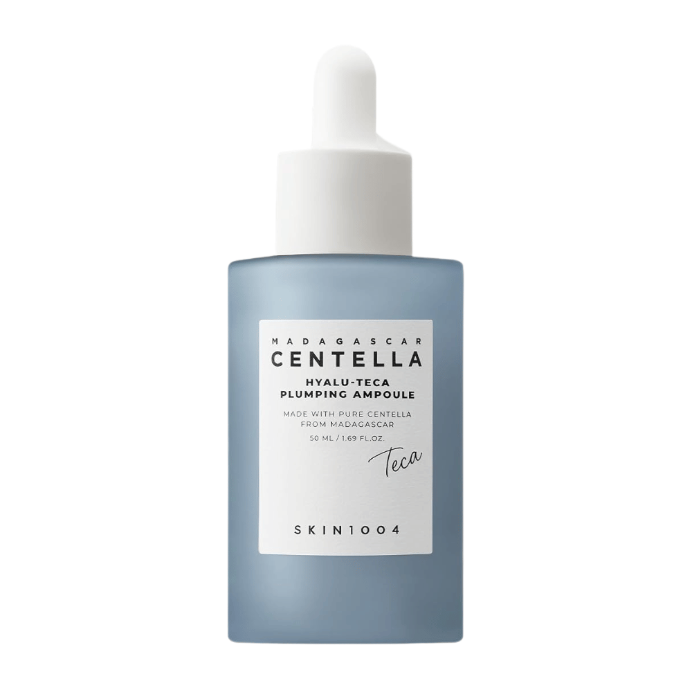 6. SKIN1004 Madagascar Centella Hyalu-Teca Plumping Ampoule 50 ml – nawilżająca ampułka do twarzy w niebieskiej butelce z pipetą