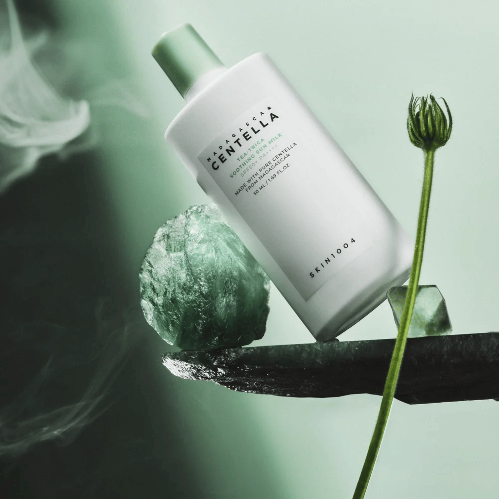 SKIN1004 Madagascar Centella Tea-Trica Soothing Sun Milk SPF50+ PA++++ z Centella Asiatica dla skóry wrażliwej