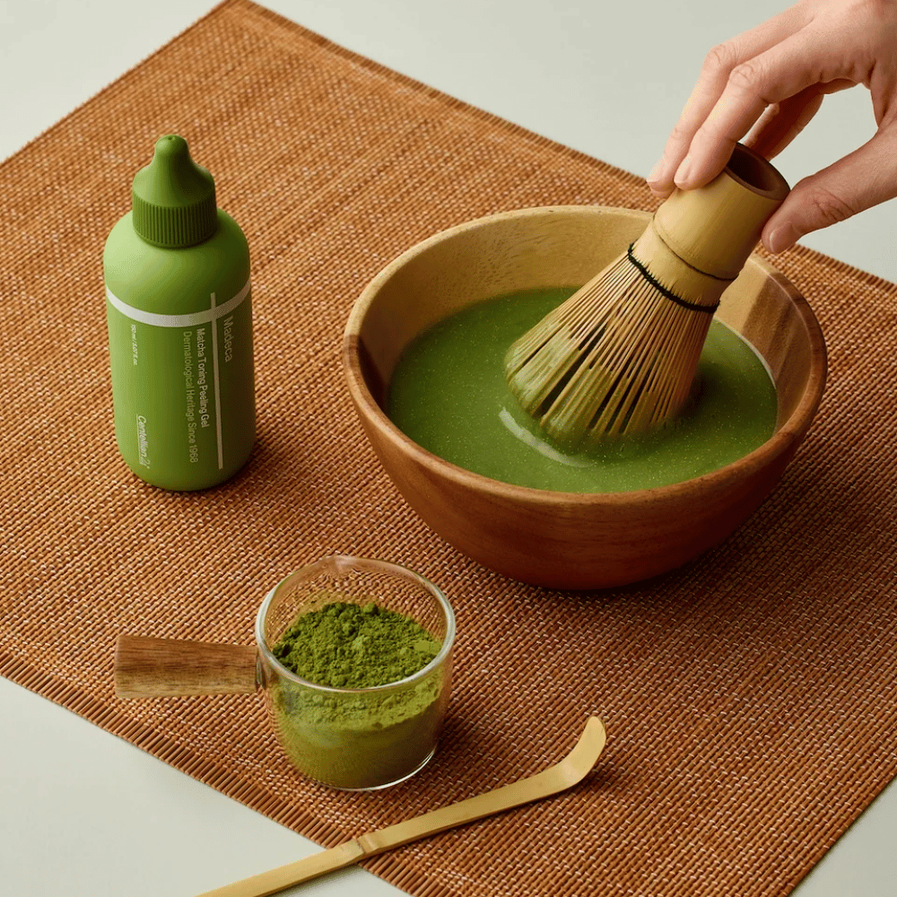 Centellian24 Madeca Matcha Toning Peeling Gel zdjęcie składnika – peeling gel inspirowany matchą, który pomaga oczyszczać skórę, usuwać martwe komórki skóry i poprawiać jej blask.