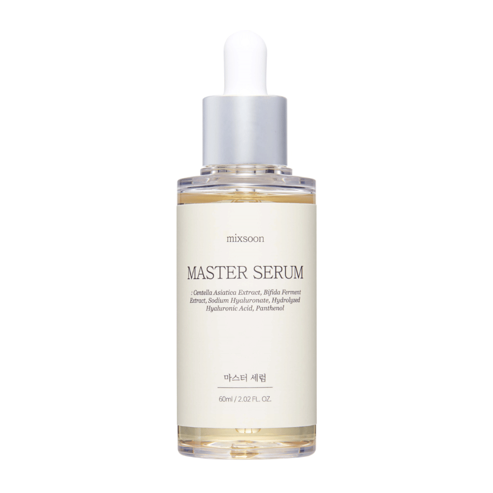 Mixsoon Master Serum w przezroczystej szklanej butelce ze srebrną pipetą, zawierający kojące i nawilżające składniki, takie jak Centella Asiatica i kwas hialuronowy, dla promiennej skóry.