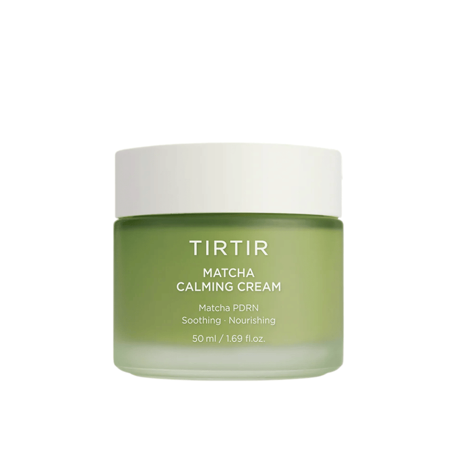 TIRTIR Matcha Calming Cream redukuje zaczerwienienia i podrażnienia, koi wrażliwą skórę oraz zapewnia bardziej jednolity i zrównoważony koloryt skóry.