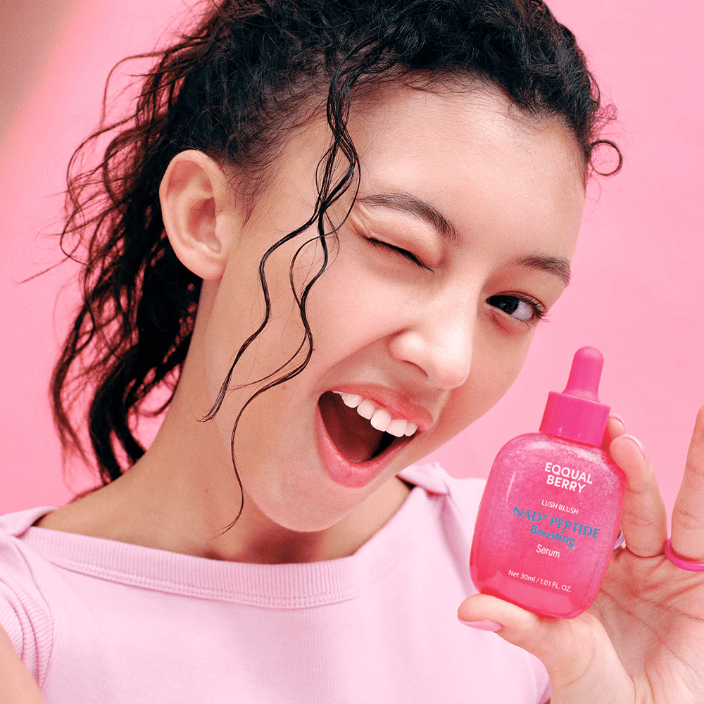EqualBerry NAD+ Peptide Boosting Serum – rozświetlające serum peptydowe 30 ml, które poprawia elastyczność i blask skóry