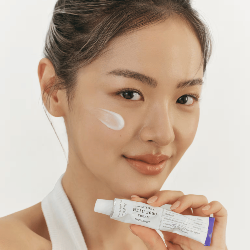 Dr. Althea Reju 5000 Cream PDRN 5000ppm aplikowany na skórę – kojący i wzmacniający barierę krem do twarzy dla wrażliwej skóry