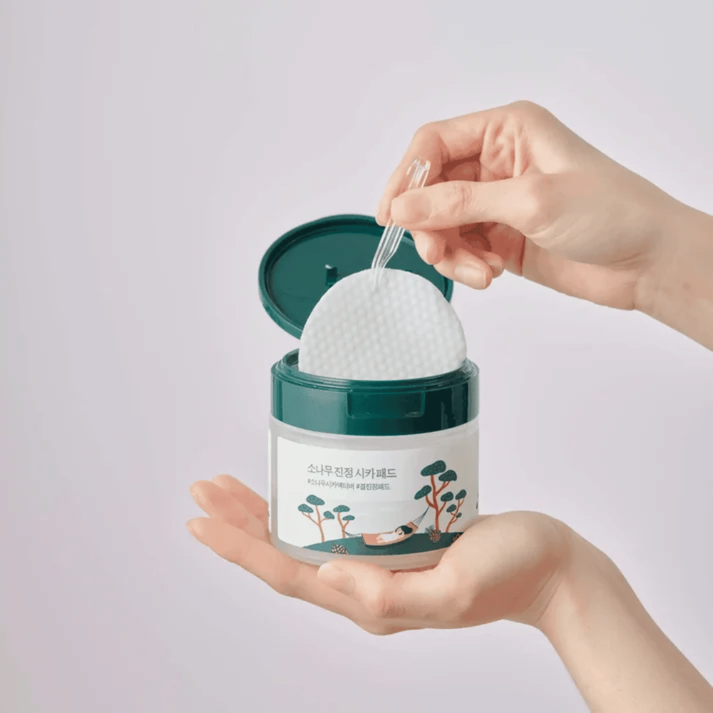 ROUND LAB Pine Calming Cica Pad – tonik do twarzy pad wyjmowany ze słoiczka za pomocą dołączonej pęsety