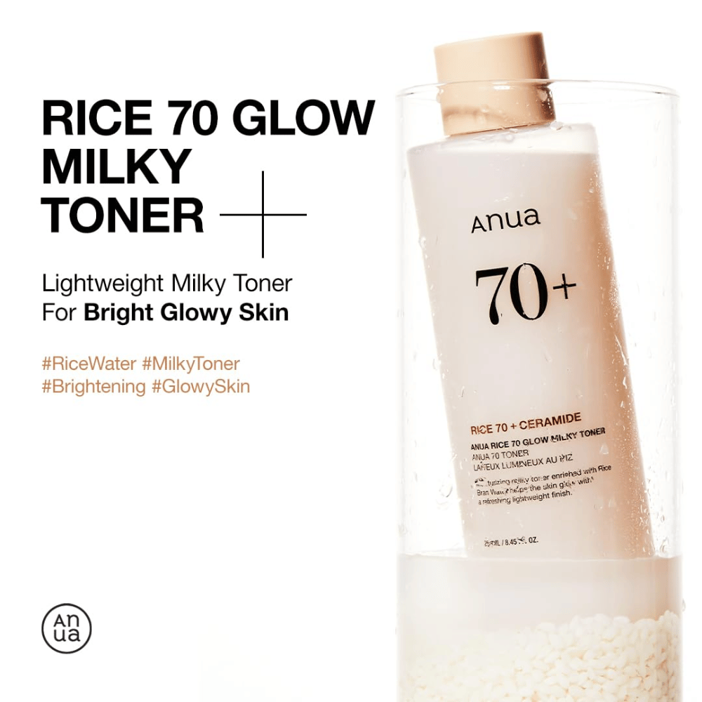 Butelka "Anua Rice 70 Glow Milky Toner". To lekki mleczny toner zaprojektowany, aby nadać skórze jasny i promienny wygląd. Produkt jest wzbogacony wodą ryżową i ceramidami, co jest podkreślone na etykiecie butelki. Ten toner jest idealny do osiągnięcia promiennej skóry z świeżym, lekkim uczuciem.