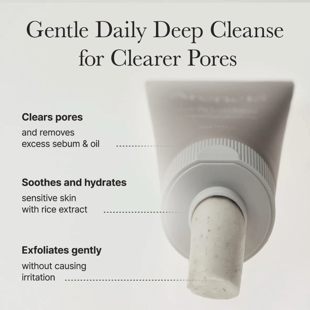 Zdjęcie informacyjne pokazujące, jak Arencia Rice + LHA Pore Control Rice Cake Cleanser oczyszcza pory, nawilża wrażliwą skórę i delikatnie złuszcza bez podrażnień.