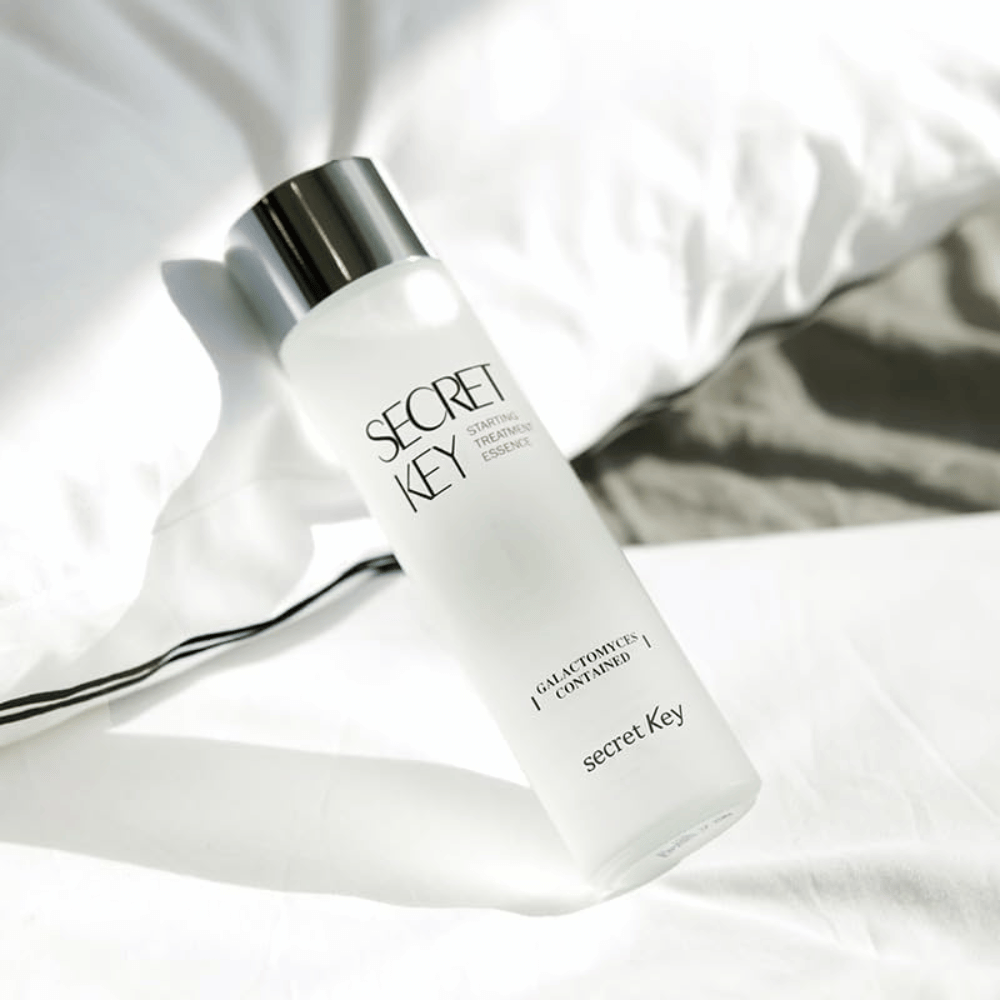 Secret Key Starting Treatment Essence – koreańska esencja z fermentowanym galactomyces, która nawilża i poprawia teksturę skóry.