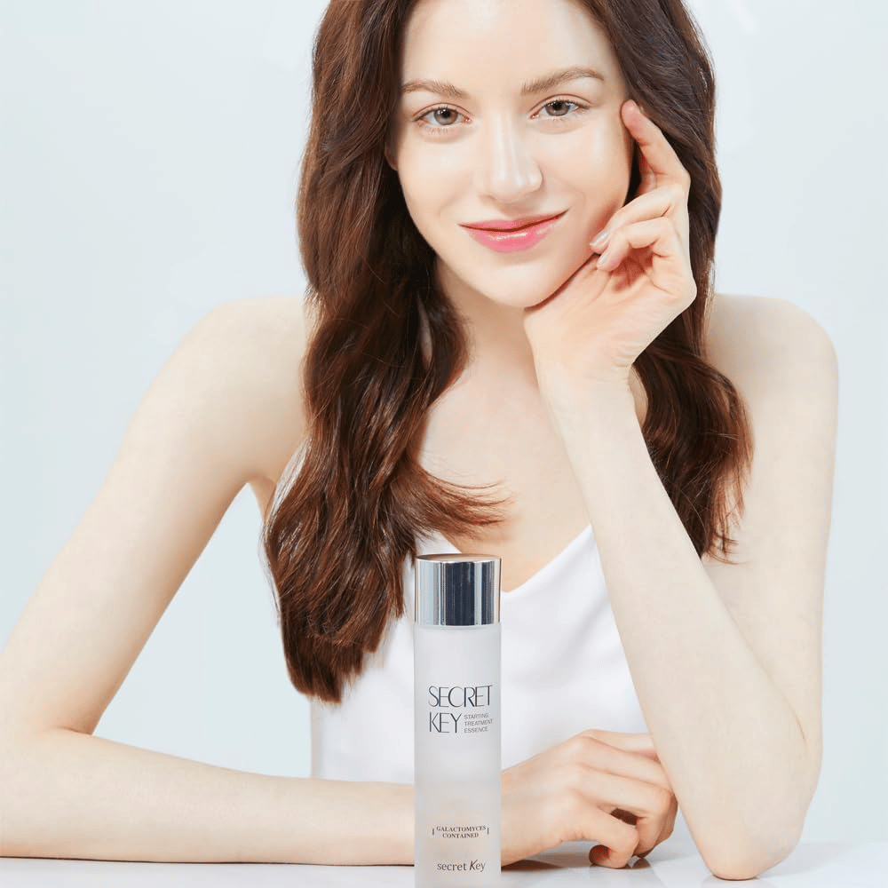 Secret Key Starting Treatment Essence – nawilżająca esencja z galactomyces, która nadaje blasku i wyrównuje koloryt skóry.