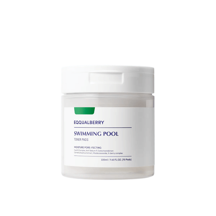 Produktbild av Equalberry Swimming Pool Toner Pads – 70 återfuktande och porförfinande pads med veganska ingredienser för en fräsch och balanserad hud.