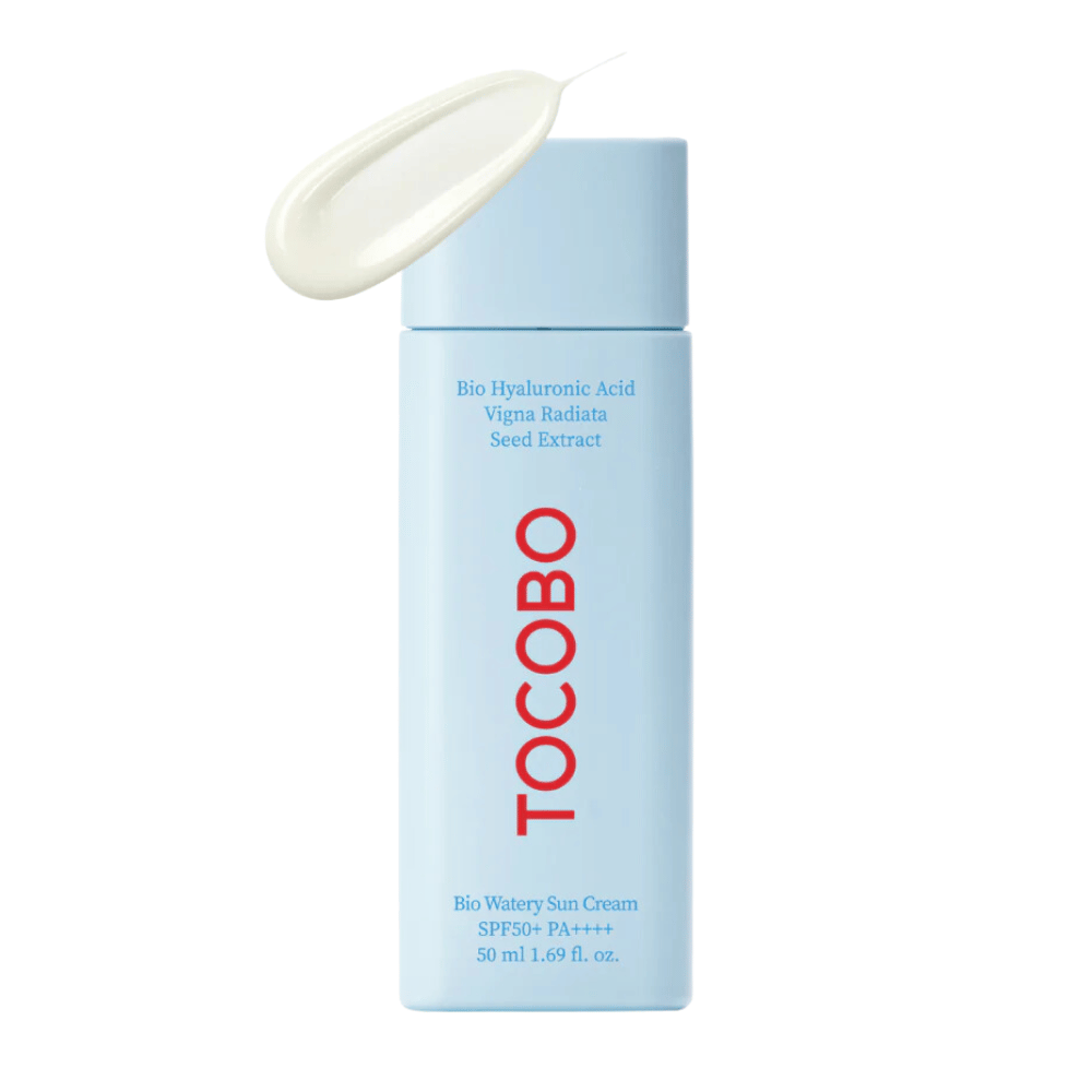 Butelka TOCOBO Bio Watery Sun Cream SPF50+ PA++++ 50ml z kremem zawierającym naturalne składniki do pielęgnacji skóry.