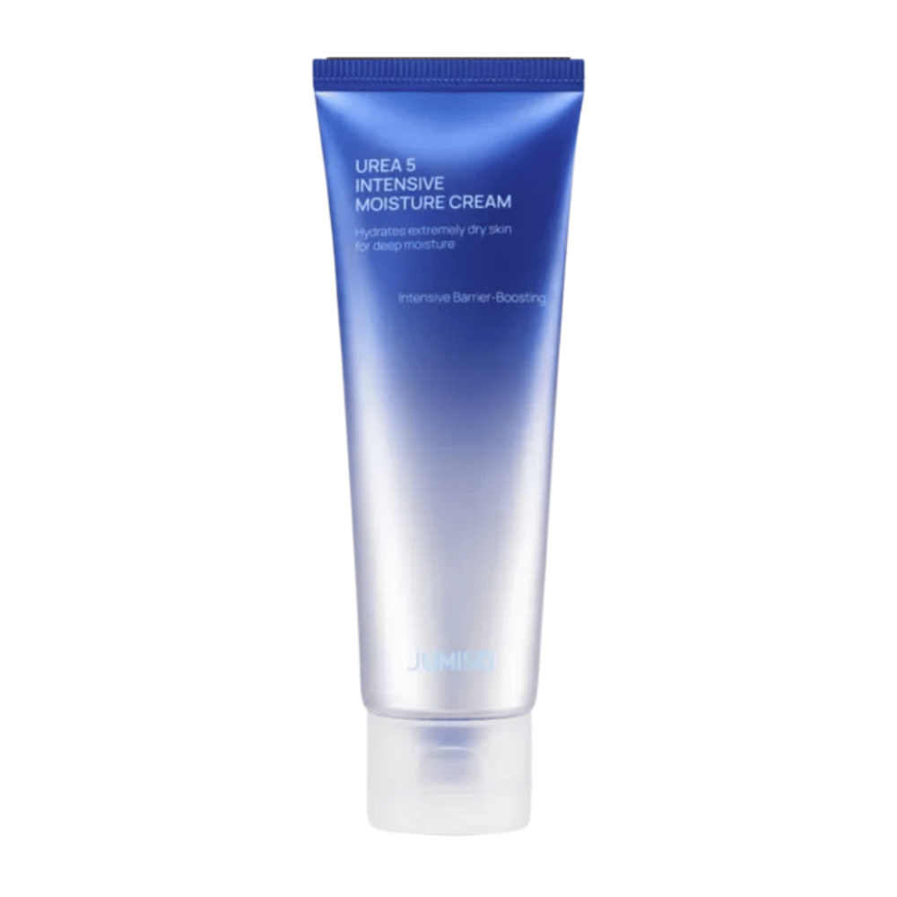 Wyizolowane zdjęcie produktu Jumiso Urea 5 Intensive Moisture Cream na białym tle. Niebieska tubka o minimalistycznym designie podkreśla skoncentrowanie produktu na intensywnym nawilżeniu i wzmacniającej barierę skórną pielęgnacji bardzo suchej skóry.