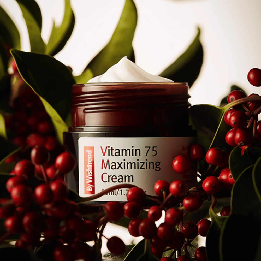 By Wishtrend Vitamin 75 Maximizing Cream z ekstraktem z rokitnika bogatym w witaminy, który nadaje blask, nawilża skórę i poprawia jej promienność.