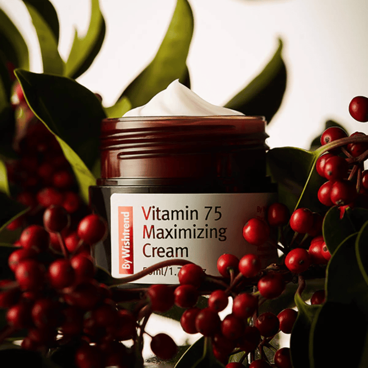 By Wishtrend Vitamin 75 Maximizing Cream z ekstraktem z rokitnika bogatym w witaminy, który nadaje blask, nawilża skórę i poprawia jej promienność.