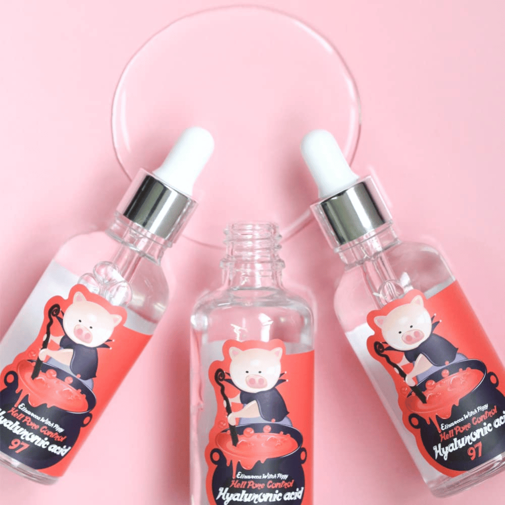 Elizavecca Witch Piggy Hell Pore Control Hyaluronic Acid 97 serum z pipetą, nawilżające serum z kwasem hialuronowym, które zapewnia intensywne nawilżenie i efekt wypełnienia.