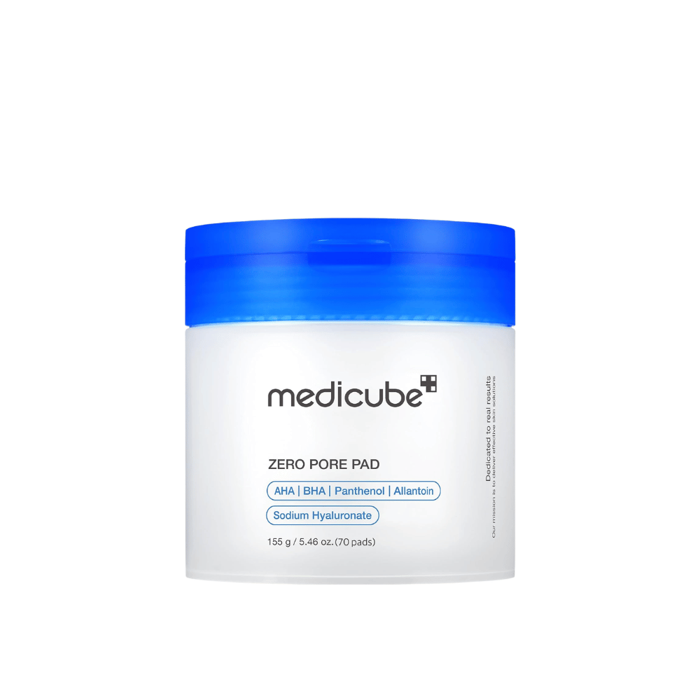 Medicube Zero Pore Pad 2.0, 70 złuszczających toner pads z AHA, BHA i pantenolem w białym słoiku z niebieską pokrywką na białym tle.