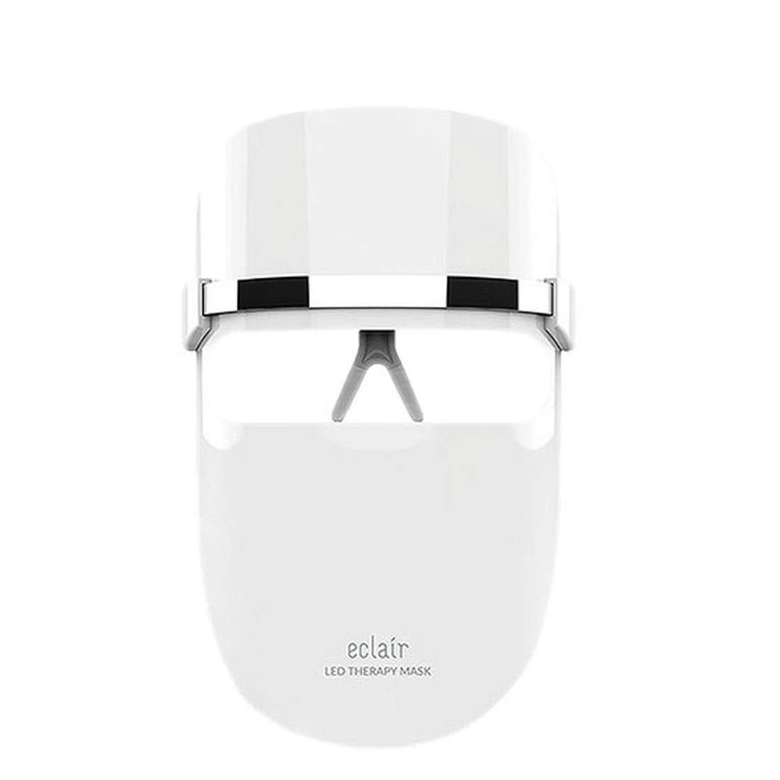 Jedna ECLAIR LED Therapy Mask na białym tle z poprawkami skóry.